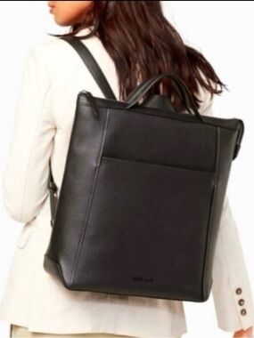Cole Hann Large Grand Ambition Convertible Black Leather Backpack